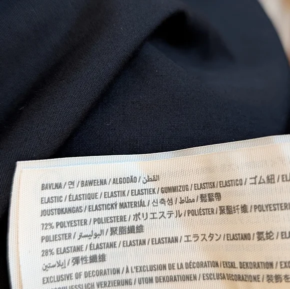 New Abercrombie And Fitch Black Puff Sleeve Mini Dress Size S Dark Cottagecore - Picture 6 of 6